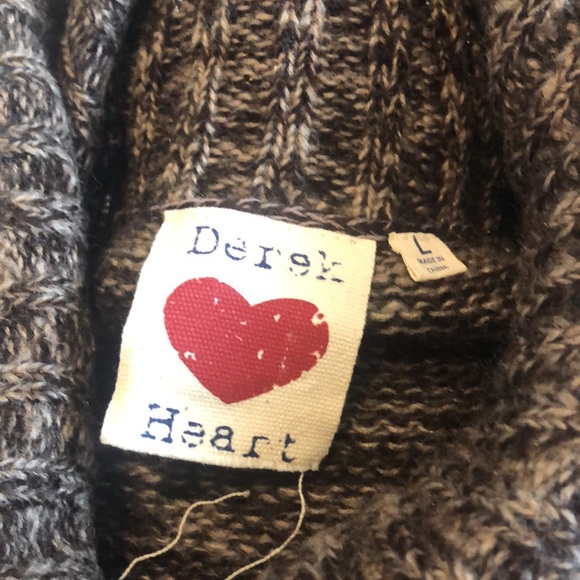 Derek Heart sleeveless cowl neck fringe sweater - Picture 3 of 4